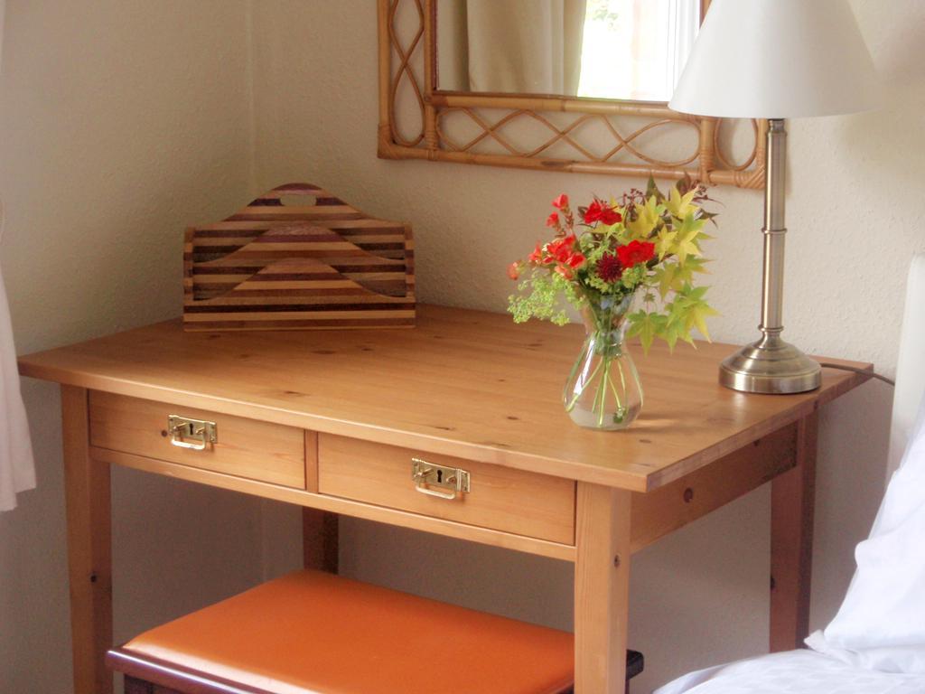 مبيت وإفطار Bampton  Weston House الغرفة الصورة