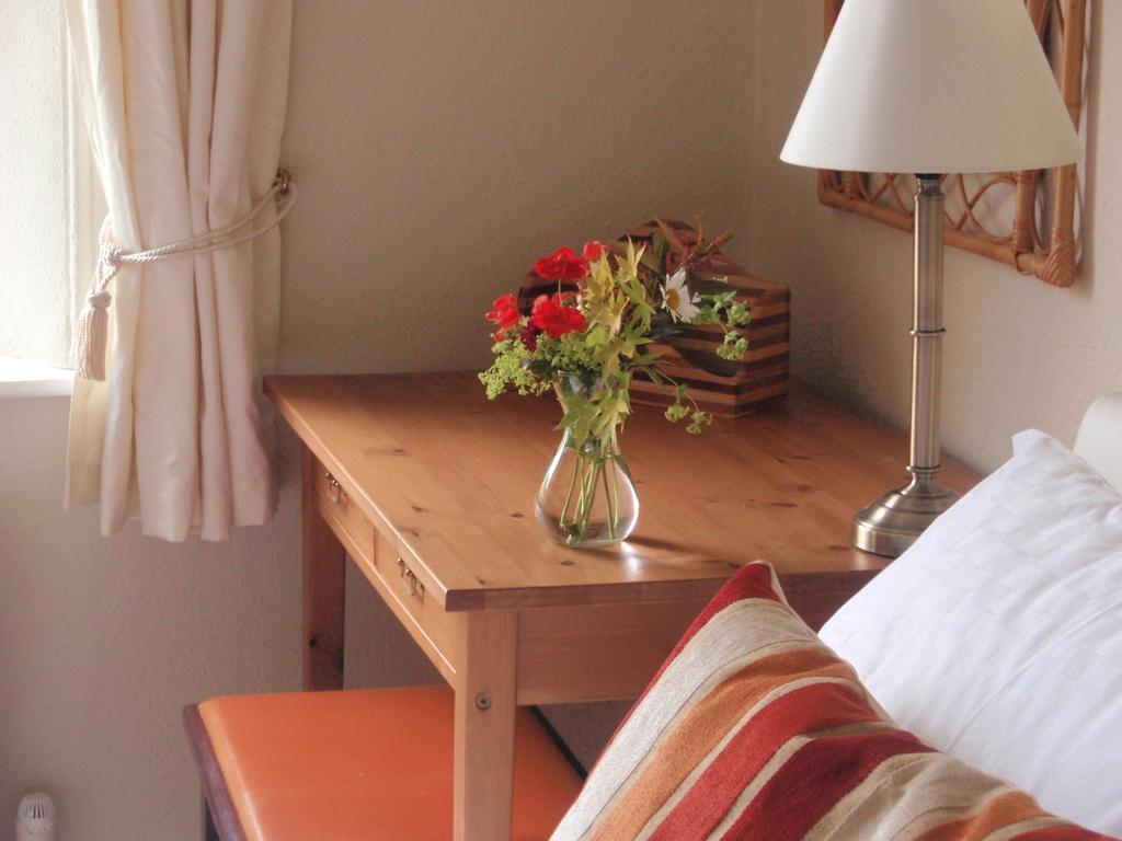 مبيت وإفطار Bampton  Weston House الغرفة الصورة